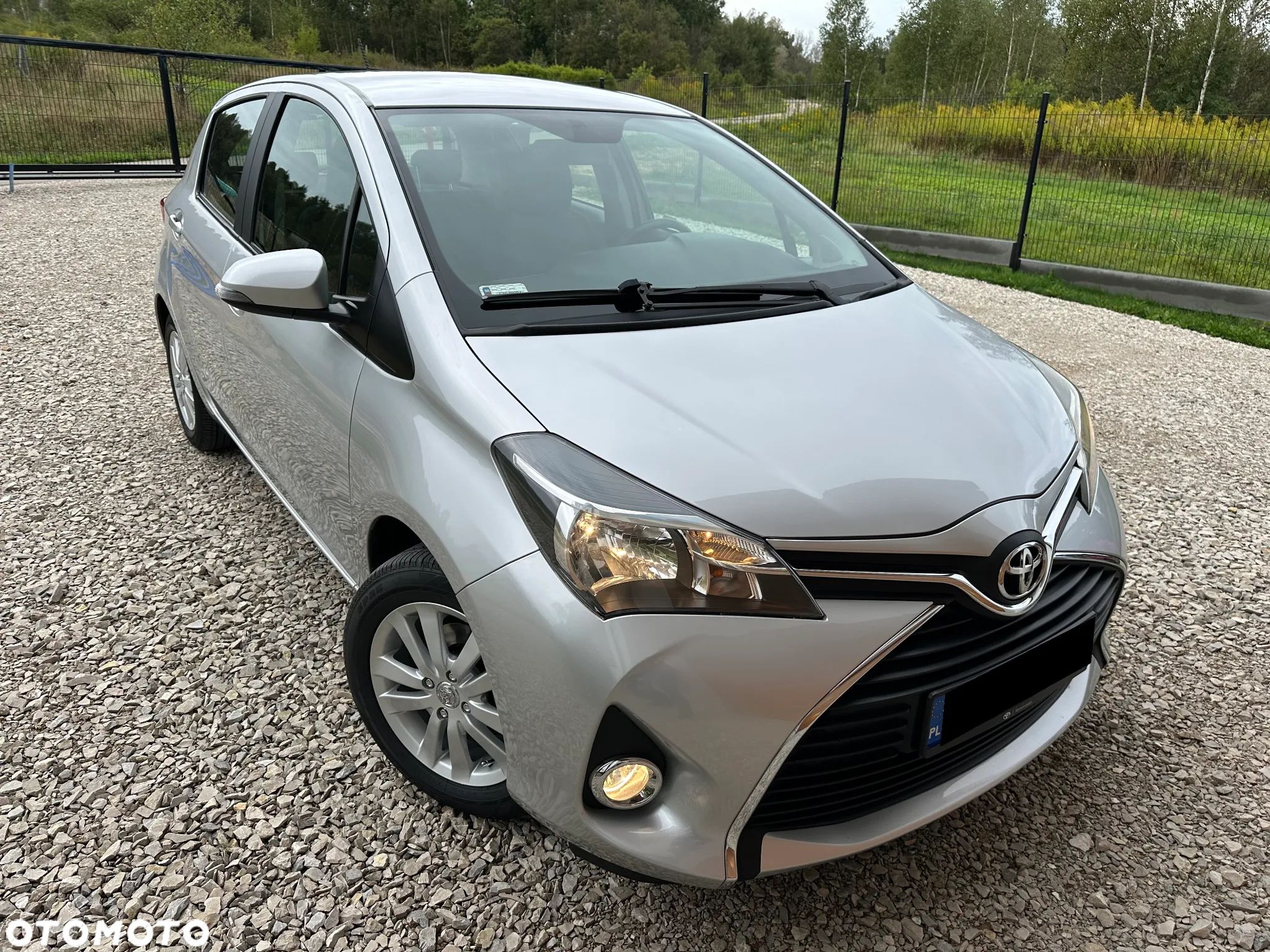 Toyota Yaris 1.33 Premium - 1