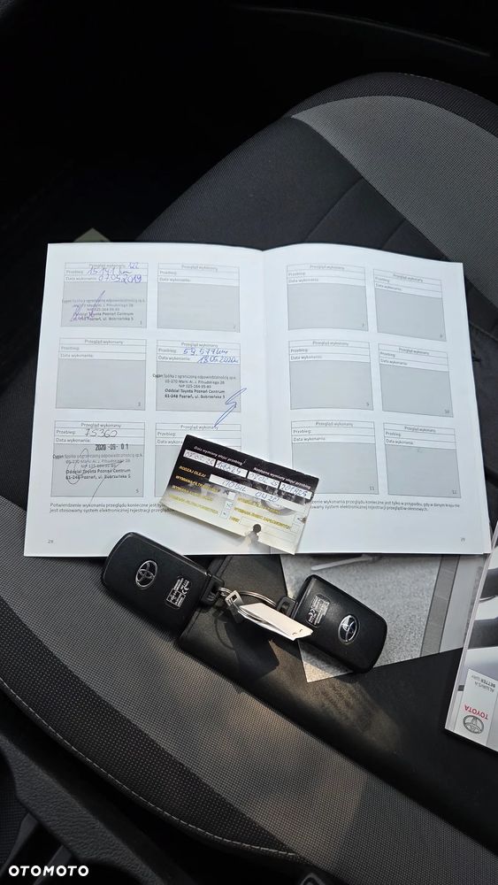 Toyota Auris Hybrid 135 Comfort - 21