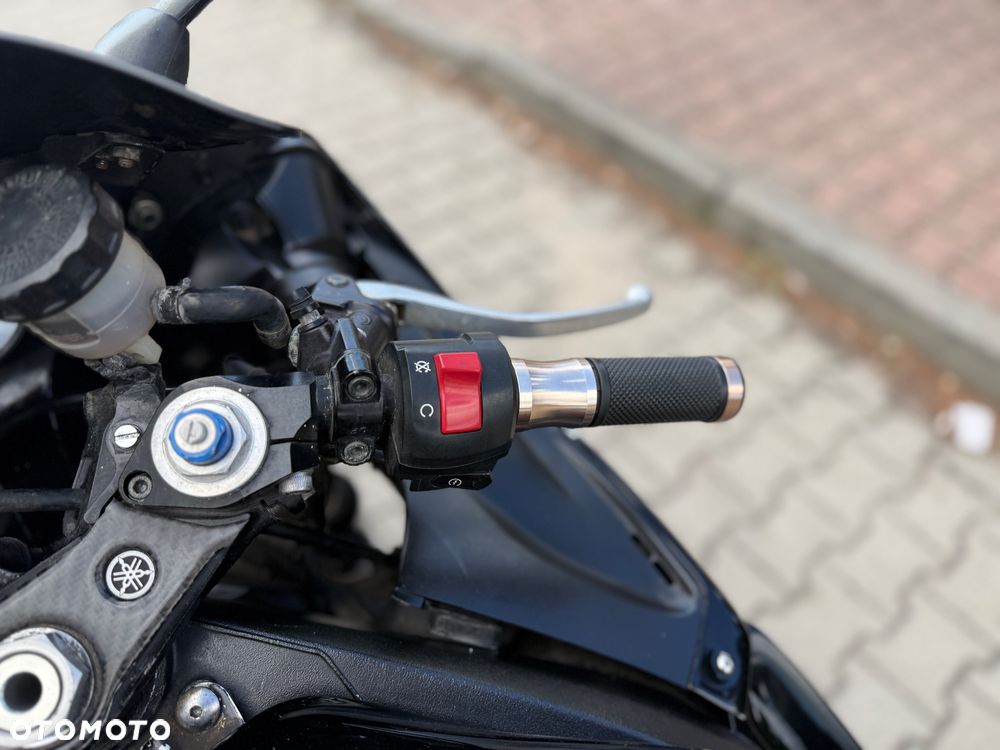 Yamaha R6 - 27