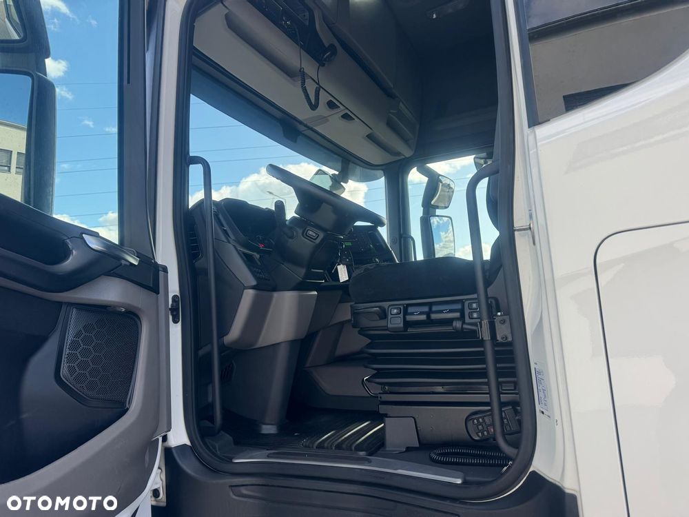 Scania R460/ 2023r/ 180Tyskm/ HYDRAULIKA/ KLIMA STACJONARNA/ NAVI/ PO KONTRAKCIE SERWIS NIEMCY - 17