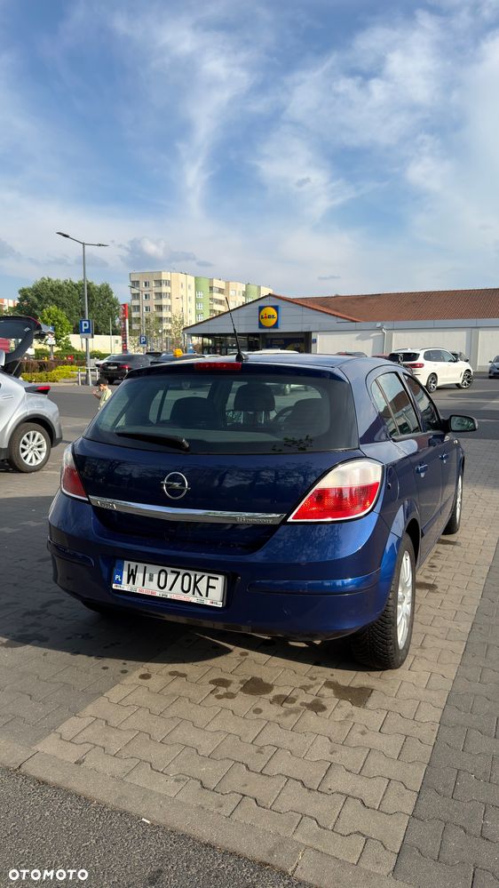 Opel Astra 1.6 Cosmo - 4