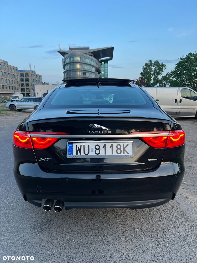 Jaguar XF 20d AWD R-Sport - 5