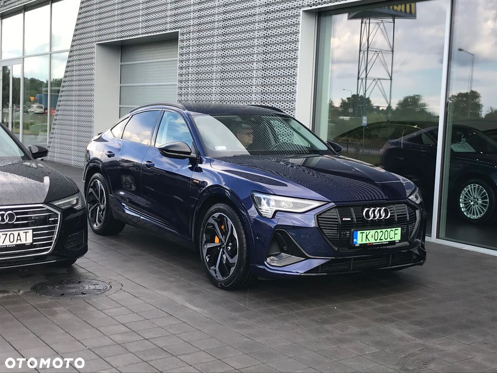 Audi Q8 Sportback e-tron 55 quattro S line - 12