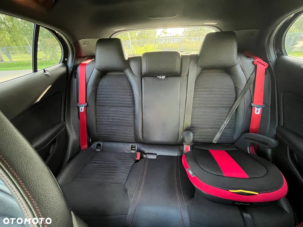 Mercedes-Benz GLA 45 AMG 4-Matic Edition 1 - 20