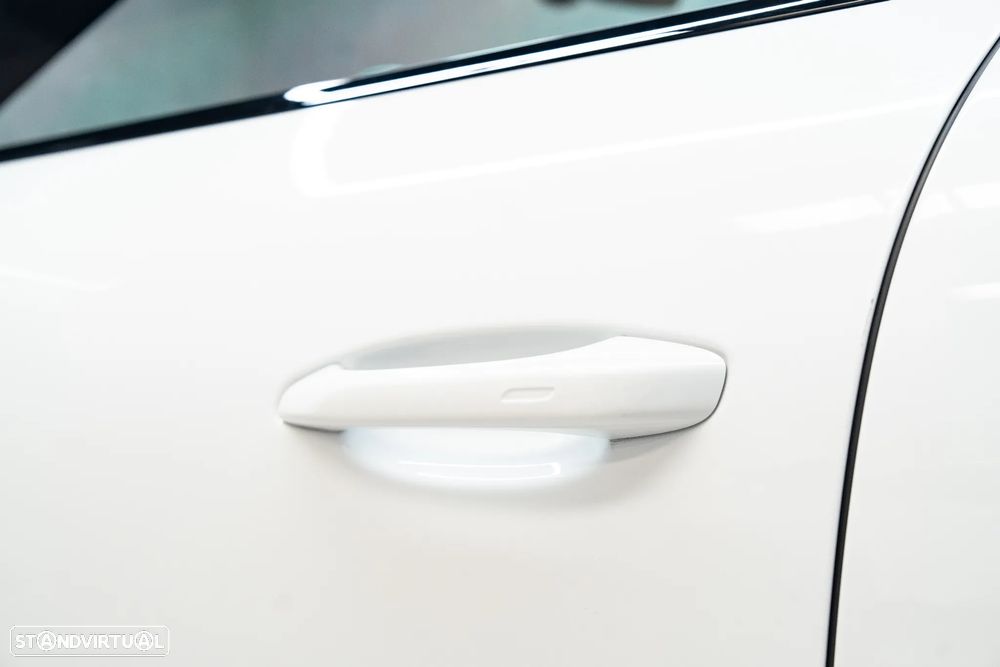 Porsche Cayenne Coupé E-Hybrid - 18