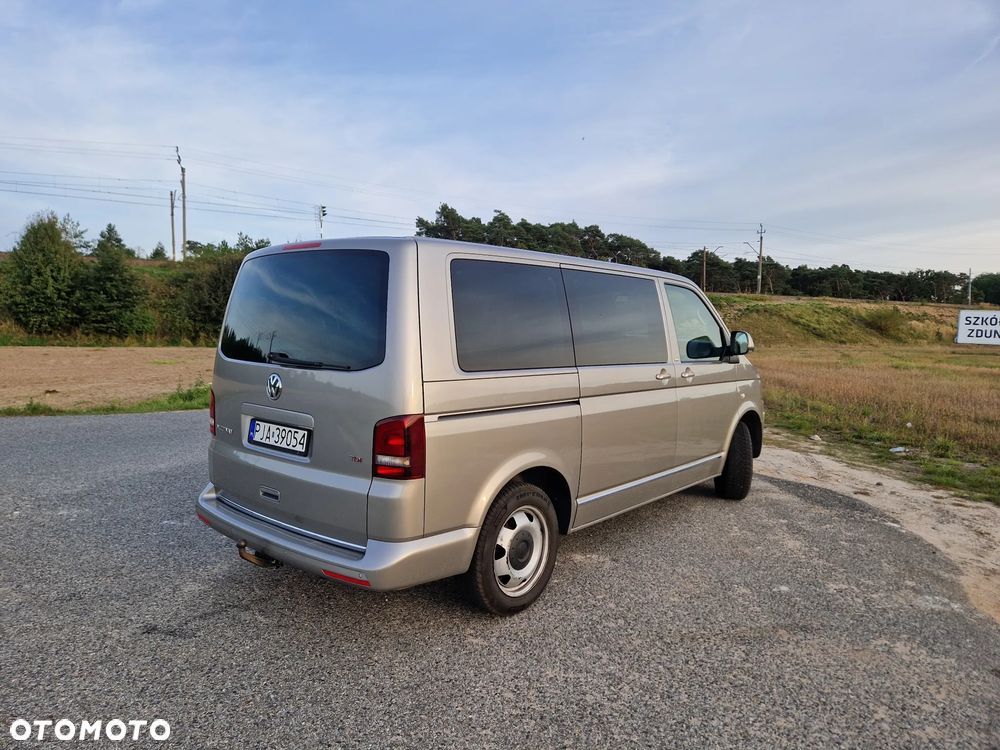 Volkswagen Multivan - 8