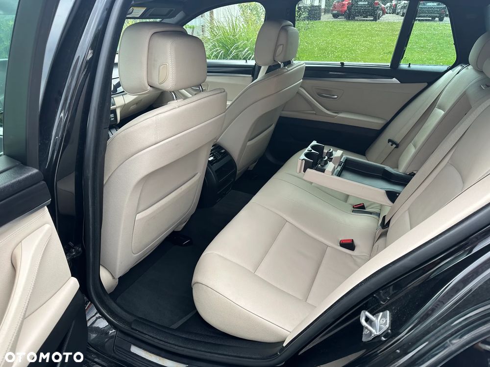 BMW Seria 5 520d Luxury Line - 18