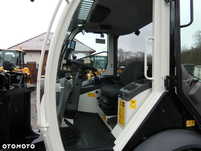 Liebherr 506 Compact z Niemiec / WAGA / Black Edition / - 13