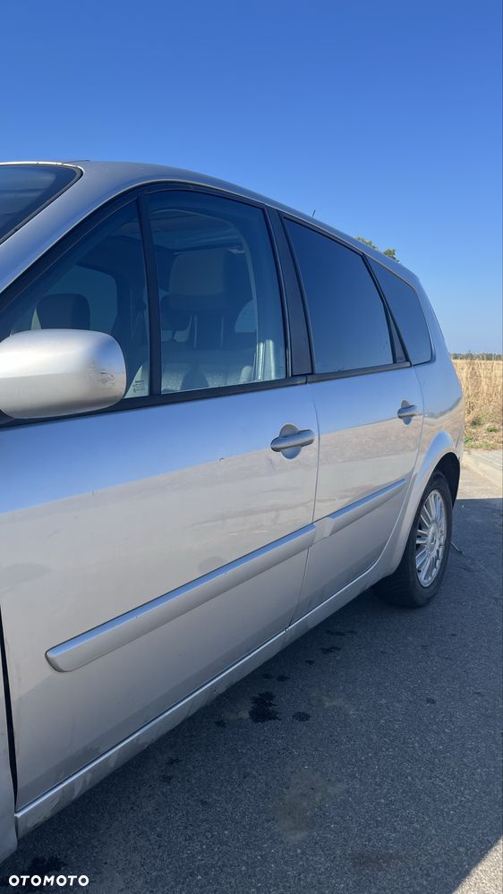 Renault Scenic - 3