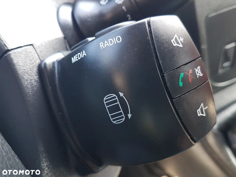 Renault MASTER KONTENER 8EP 4,21x2,23x2,22 KLIMA KRAJOWY MANUAL  6-BIEGÓW - 25