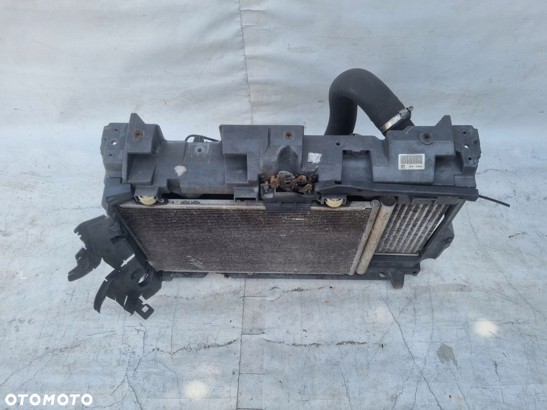 PAS WZMOCNIENIE CHŁODNICE 2.0 HDI HYBRYDA PEUGEOT 508 I 10-14 - 2