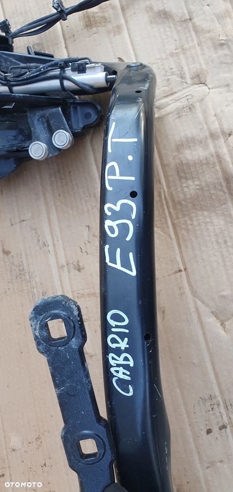 Zawias klapy bagażnika prawy tył BMW E93 Cabrio 1037410 - 9