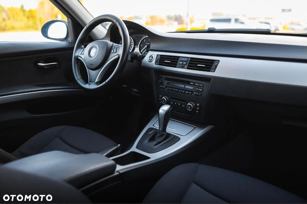 BMW Seria 3 - 17