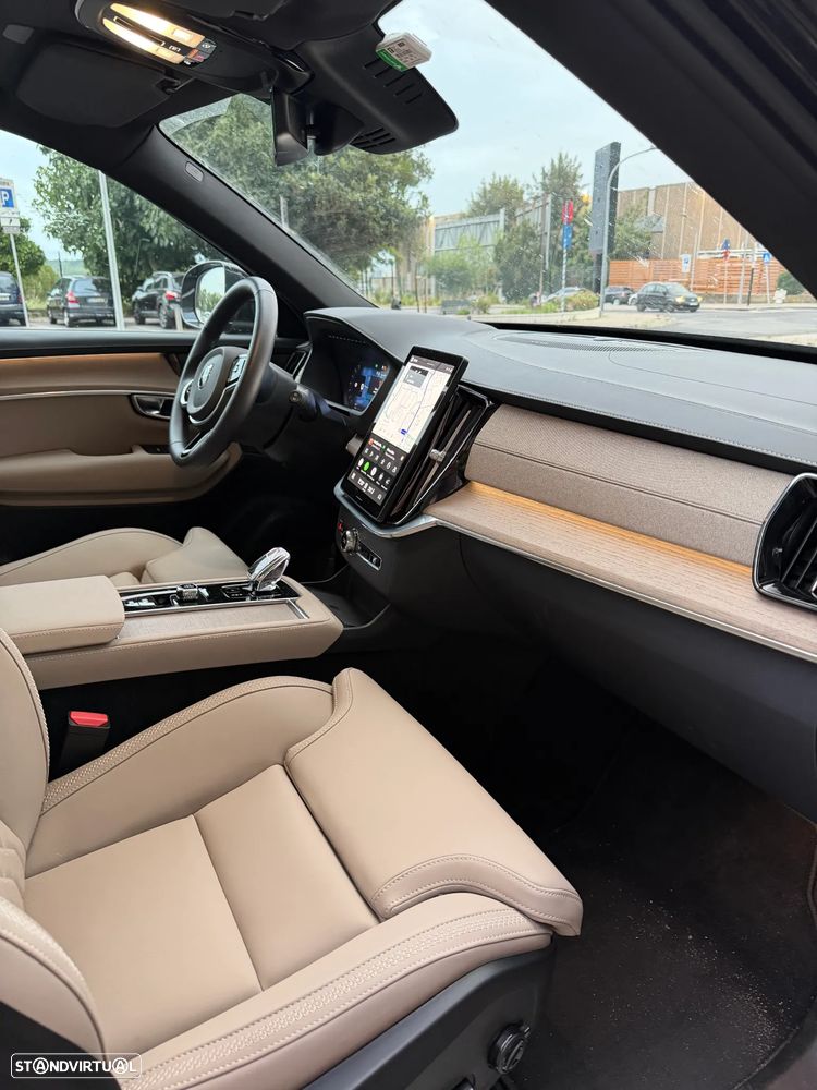 Volvo XC 90 2.0 T8 PHEV Plus Dark AWD - 17