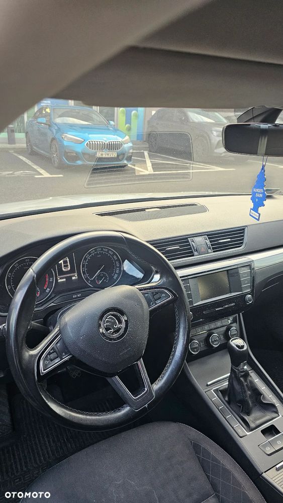 Skoda Superb 1.4 TSI ACT Active - 8