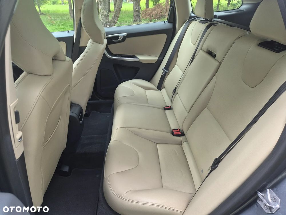 Volvo XC 60 D4 Drive-E Summum - 20