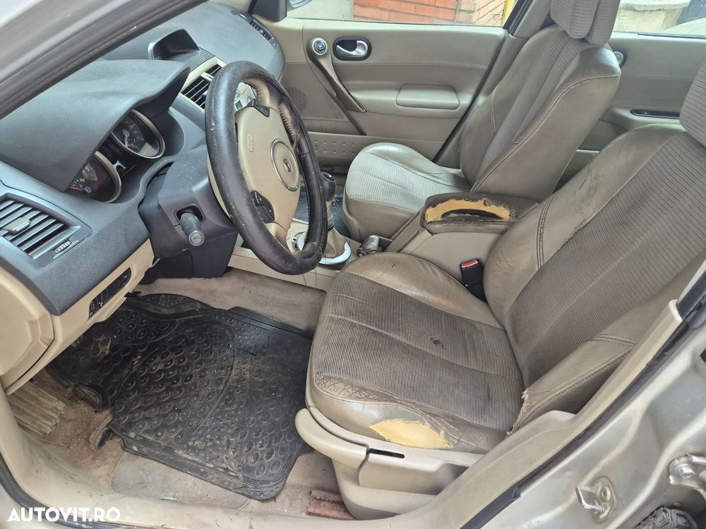 Renault Megane 1.5 dCi Confort Privilege - 6