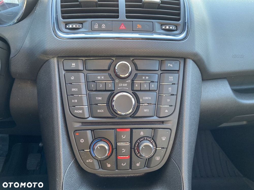 Opel Meriva 1.4 T Essentia S&S - 21