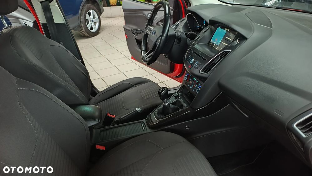 Ford Focus 1.5 EcoBoost Titanium ASS - 31