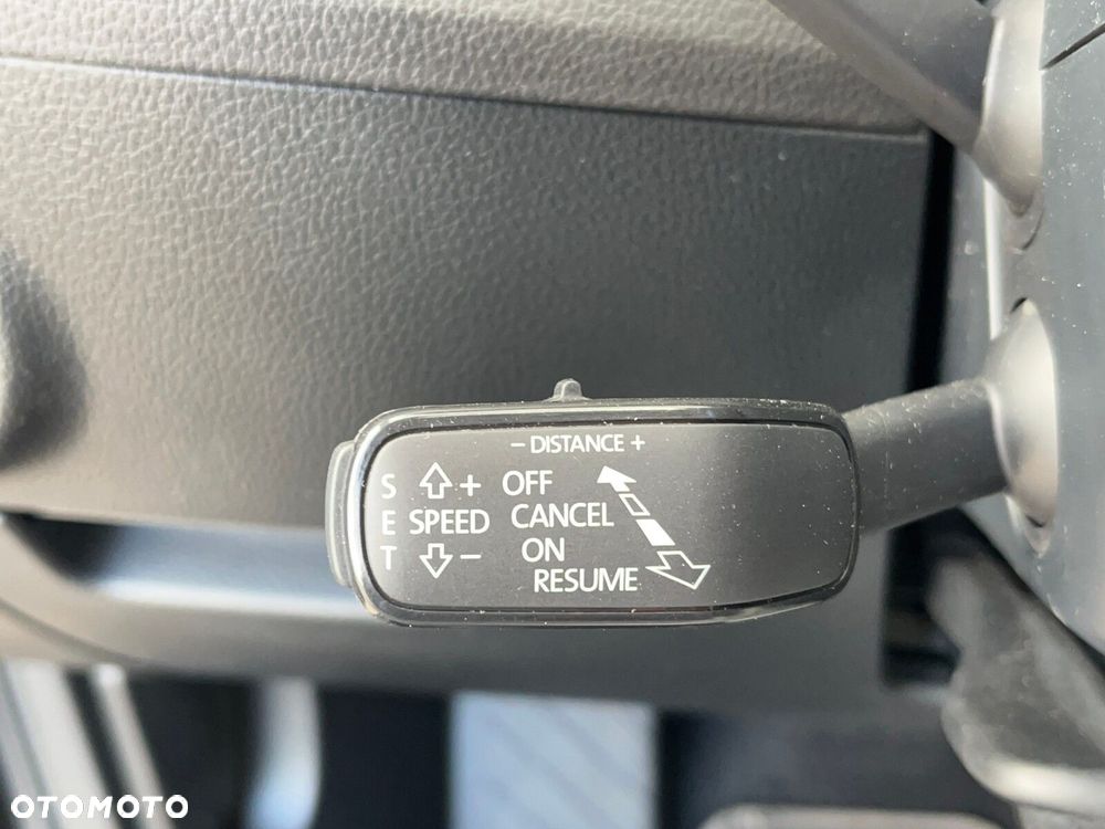 Skoda Superb 2.0 TDI SCR Style DSG - 27