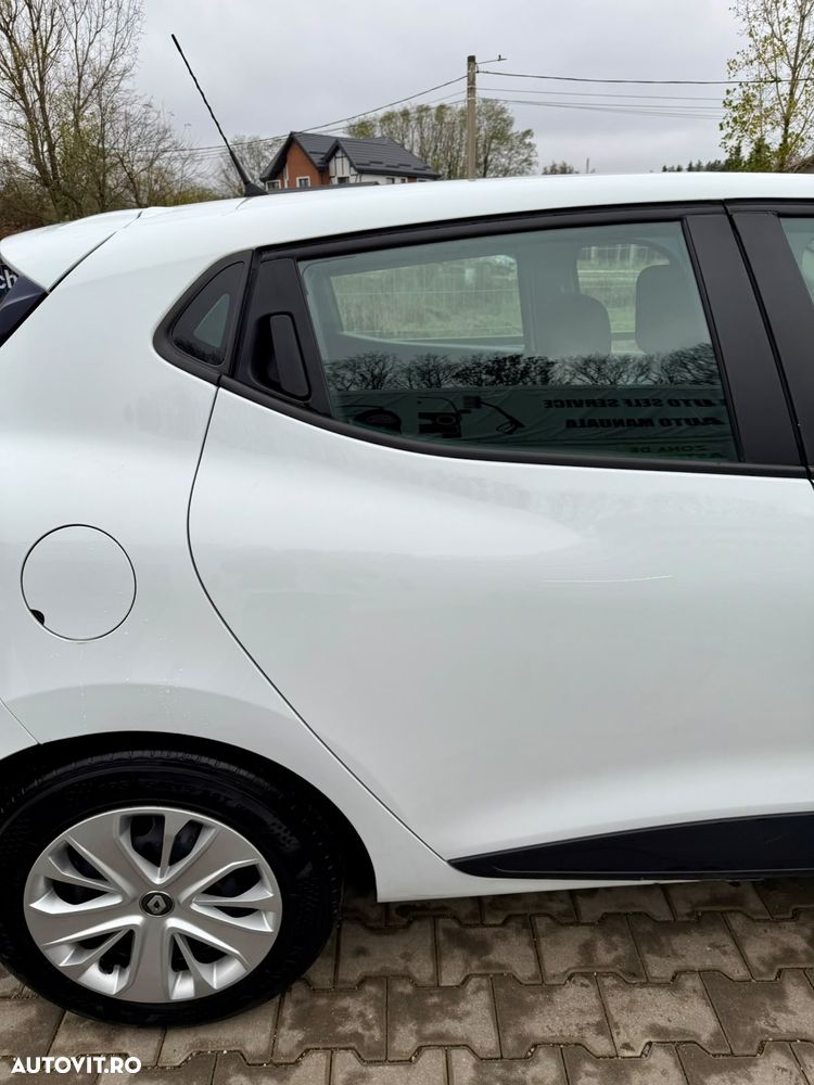 Renault Clio 1.5 dCi Zen - 9