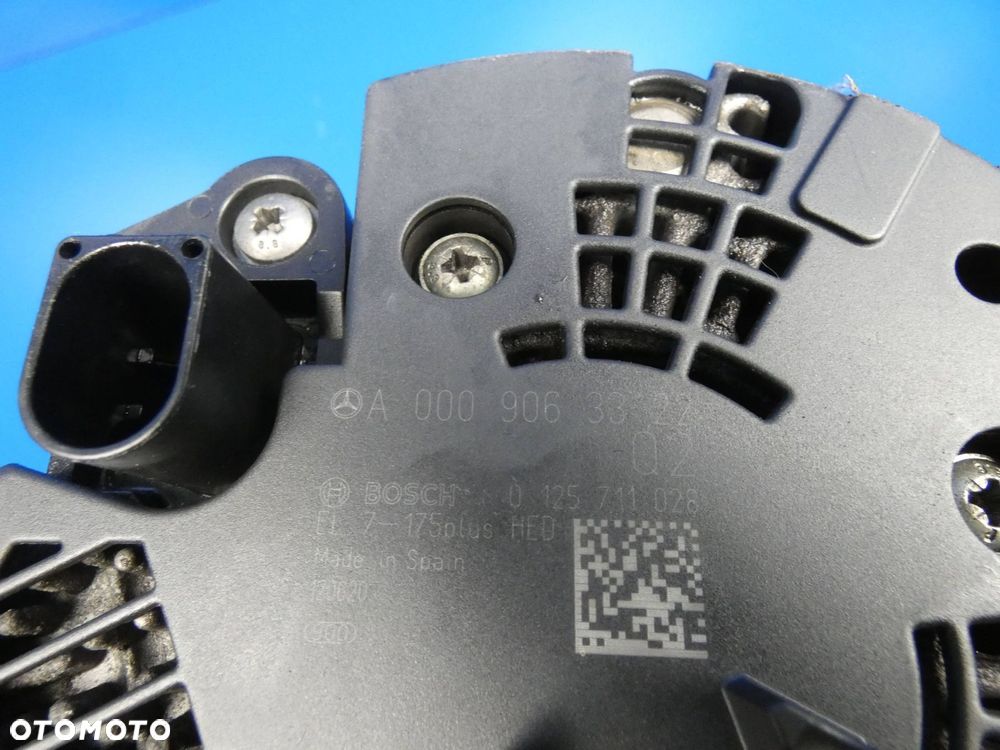 MERCEDES B KLASA W246 A W176 CLA W117 1.8 2.2 CDI ALTERNATOR - 3