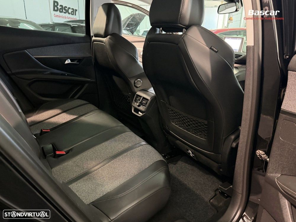 Peugeot 3008 1.6 BlueHDi GT Line EAT6 - 14