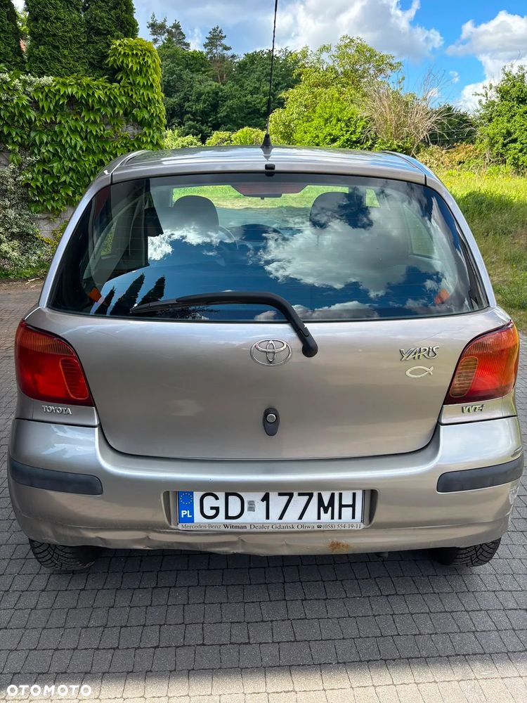 Toyota Yaris 1.3 Sol - 2