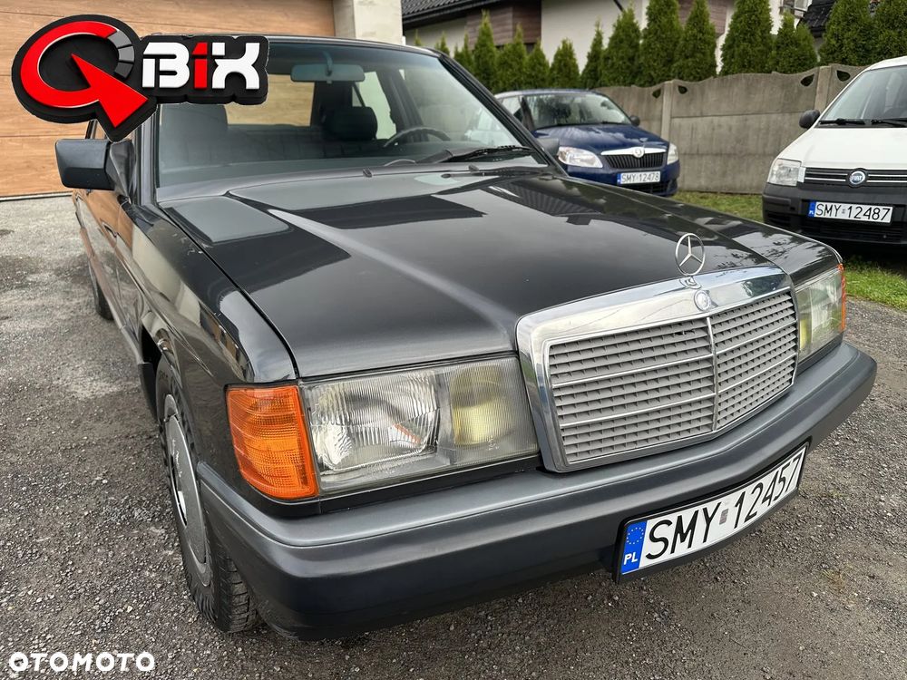 Mercedes-Benz W201 (190) - 12