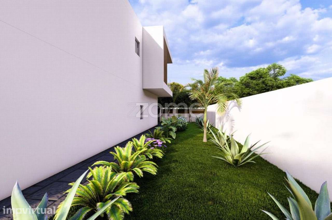 Moradia T4 Isolada - Nova – Piscina – Garagem - Grande imagem: 2/16