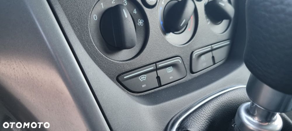 Ford C-MAX 1.6 TDCi Start-Stop-System Titanium - 14