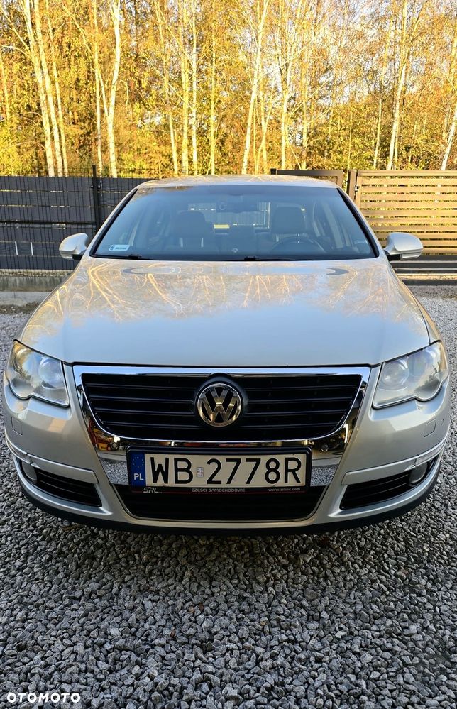 Volkswagen Passat 1.8 TSI Comfortline - 2