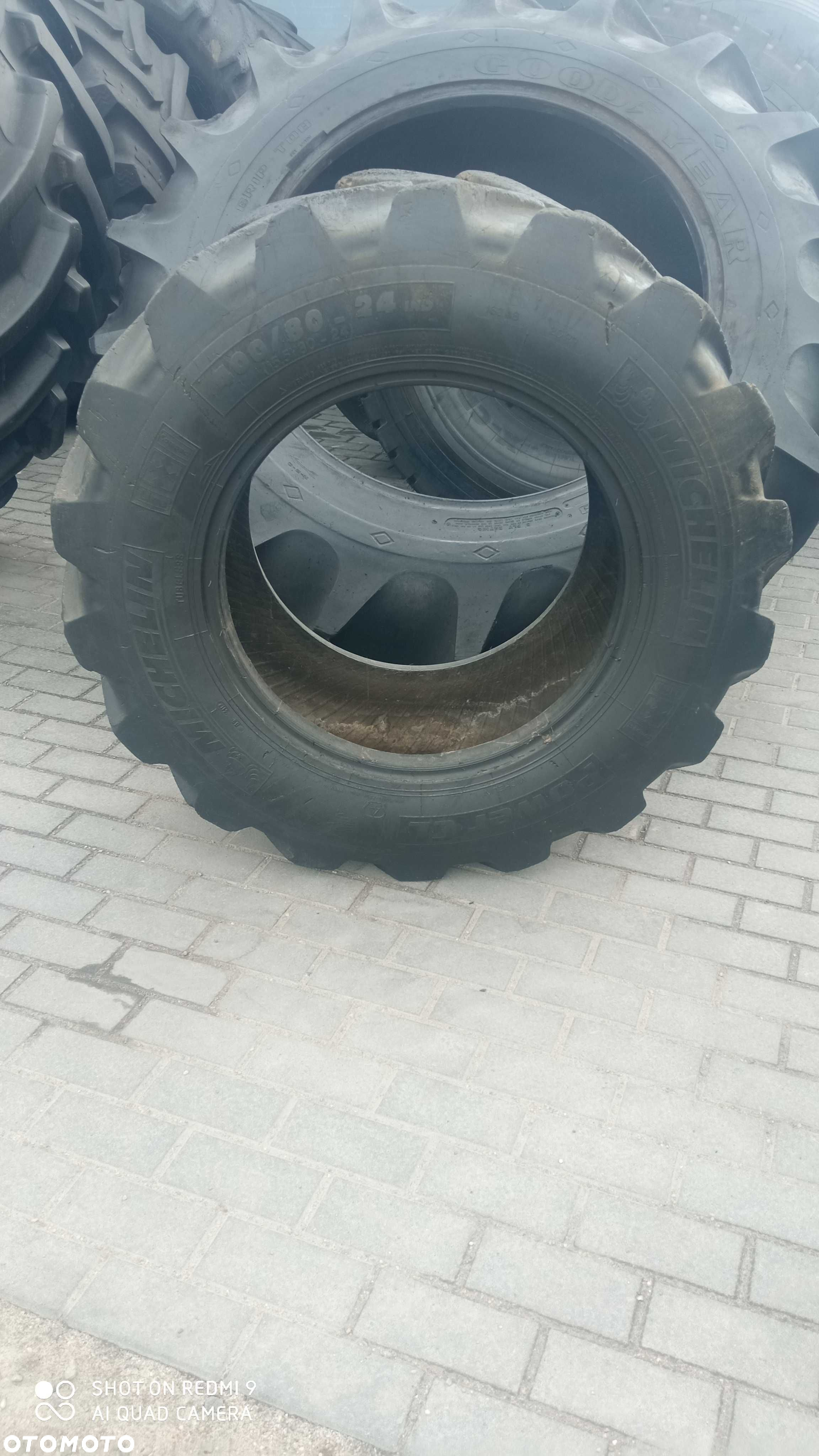 400/80-24 Michelin Power CL JB920 JA314 - 3