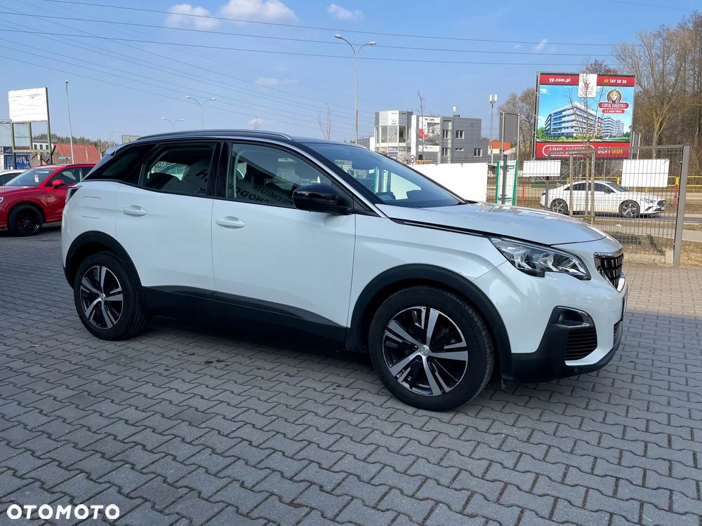 Peugeot 3008 1.2 PureTech GPF Allure S&S EAT8 - 12
