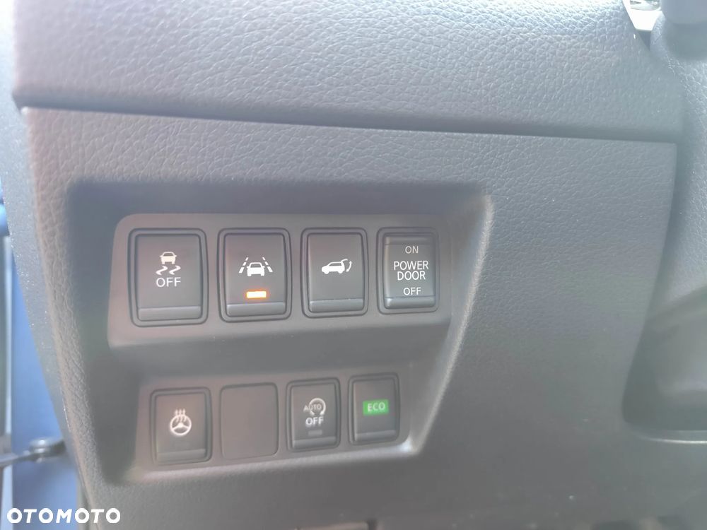 Nissan X-Trail 2.0 dCi ALL-MODE 4x4i Xtronic N-Connecta - 20