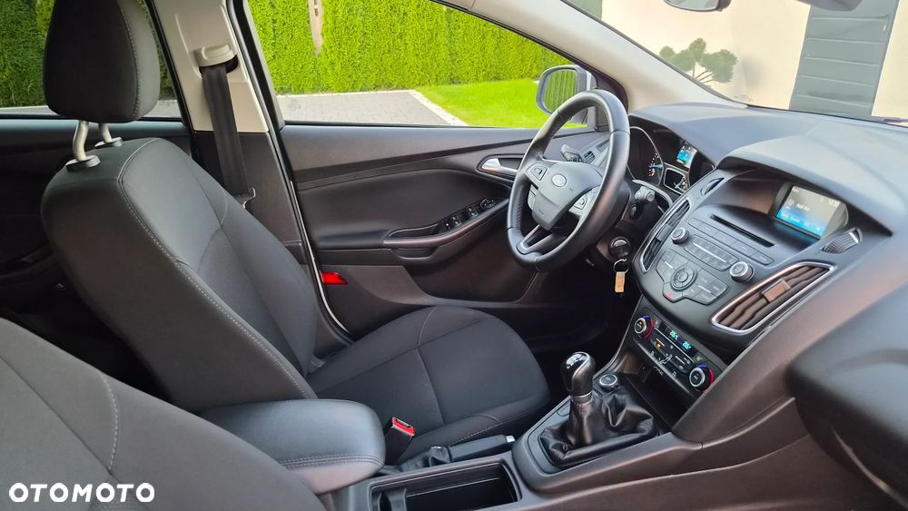 Ford Focus 1.0 EcoBoost Titanium - 10