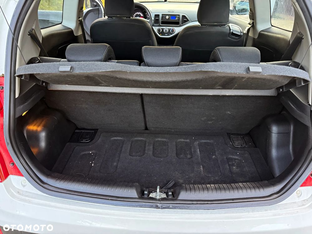 Kia Picanto 1.0 L - 12