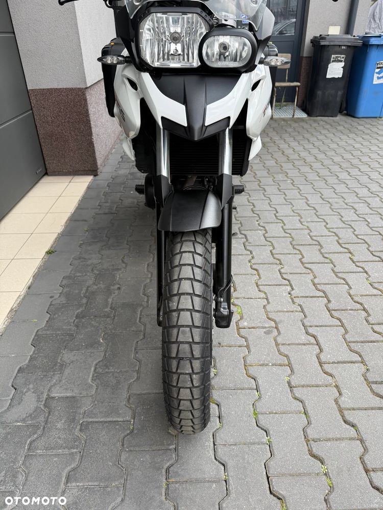 BMW F - 5