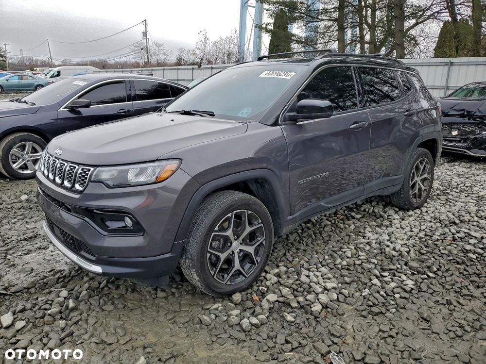 Jeep Compass - 2