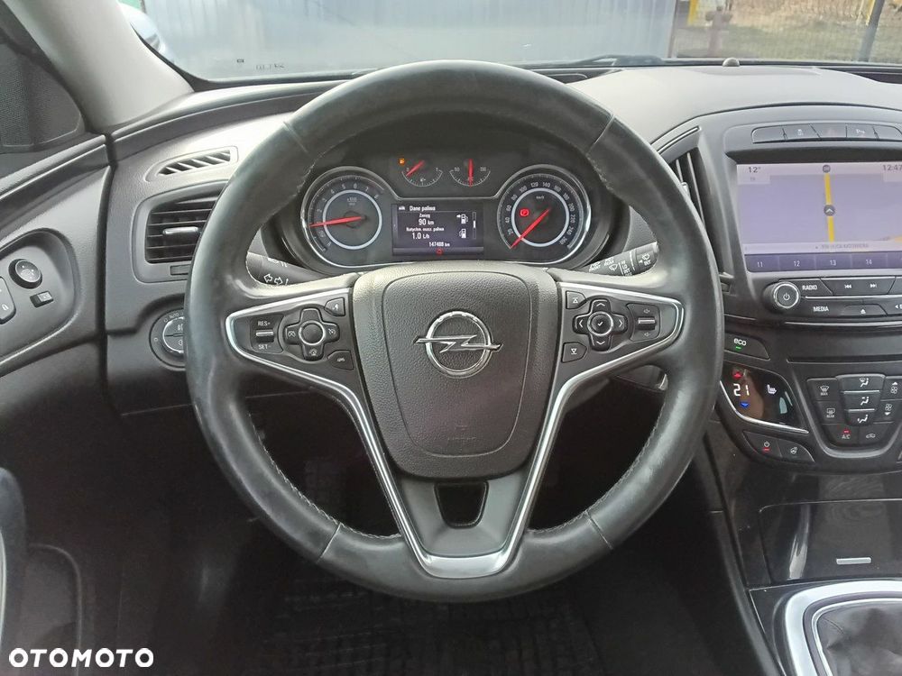 Opel Insignia - 23