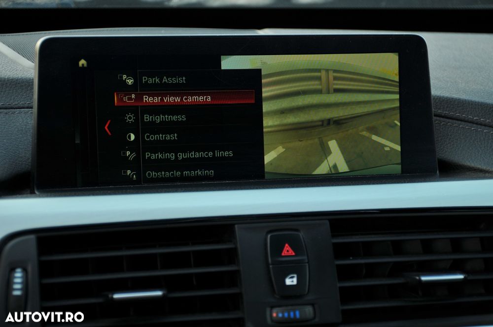BMW Seria 3 318d Aut. M Sport - 17