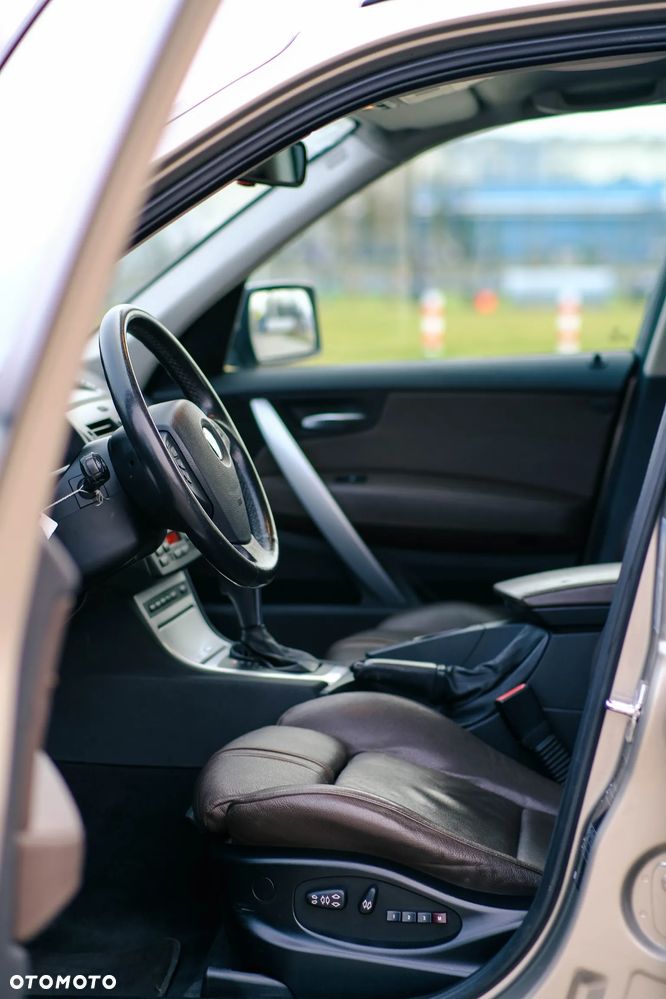 BMW X3 xDrive25i Edition Exclusive - 23