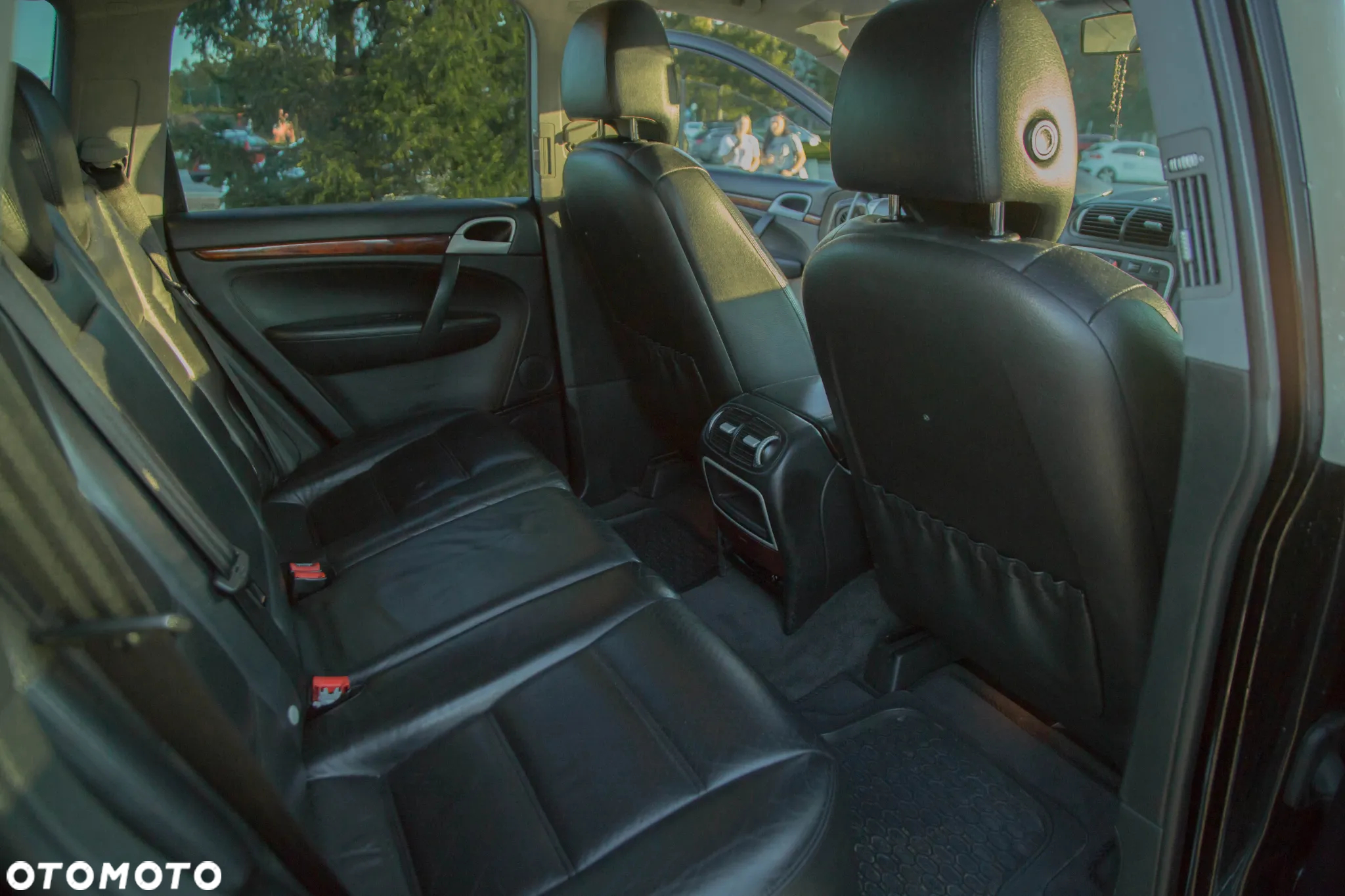 Porsche Cayenne - 22