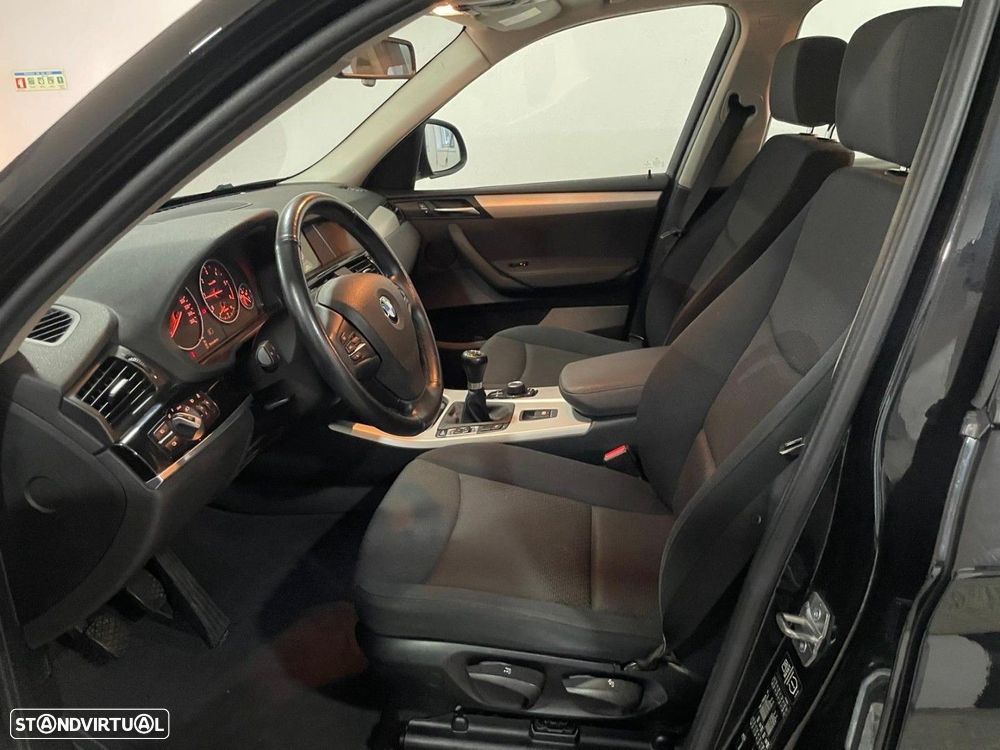 BMW X3 18 d sDrive Advantage - 24