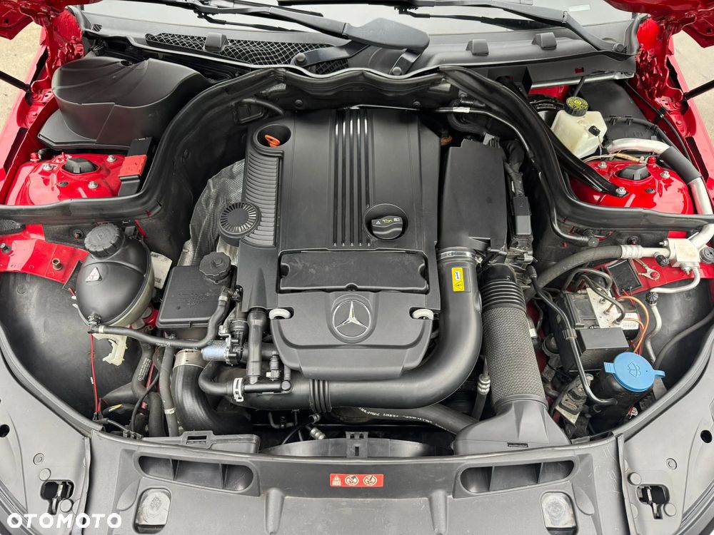 Mercedes-Benz Klasa C 180 T CGI Automatik BlueEFFICIENCY - 15