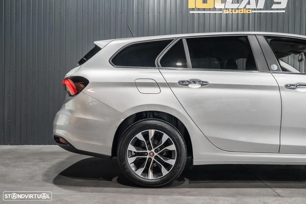 Fiat Tipo Station Wagon 1.3 M-Jet Lounge J17 - 43