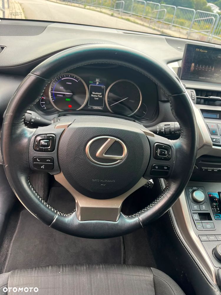 Lexus NX 300h Elite AWD - 10