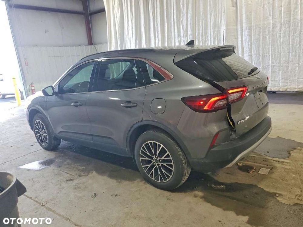 Ford Escape - 6
