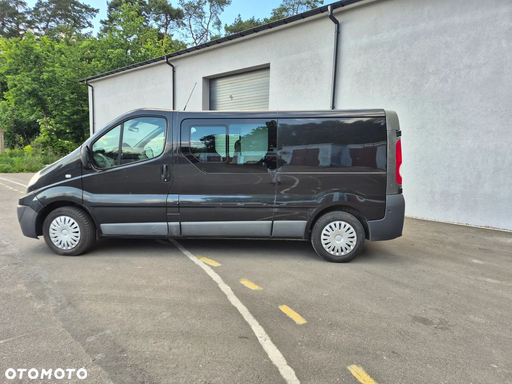 Renault Trafic - 1