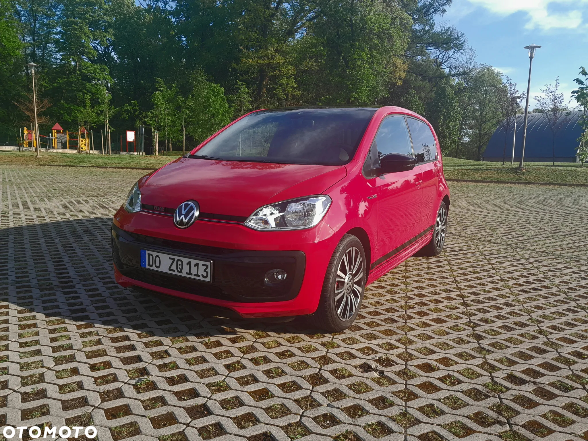 Volkswagen up! GTI - 16
